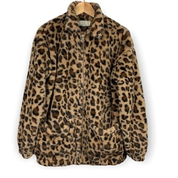 Cheetah Plush Bomber Zip-Up Jacket - Picture 2 of 9